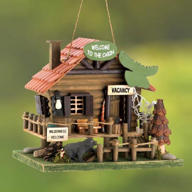 Log Cabin Bird House