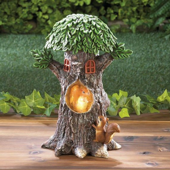 Solar Light-Up Tree House with Squirrels Garden Decor